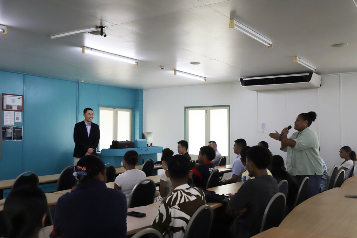 Chinese Embassy in Fiji tweet media