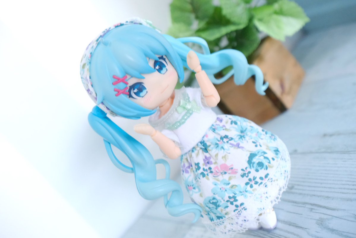 ⋆͛📢⋆おしらせ🍎

🌸林檎屋の花だより🌸

こちらのお洋服をBOOTHにて予約販売開始しました✨
手持ちの布の関係で今回の再販で一旦終了となります🙇‍♀️
・トップス
・スカート2種
・ソックス
・ヘアバンド

届いたらすぐコーデが完成する5点セットです✨🥰

 #林檎屋_doll  #ねんどろいどどーる