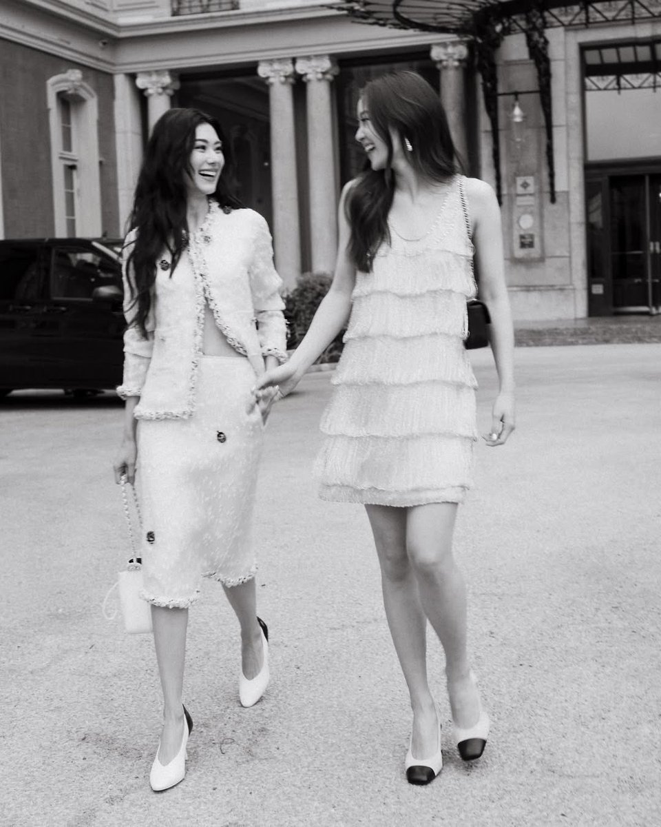 Praew Mag tweet media