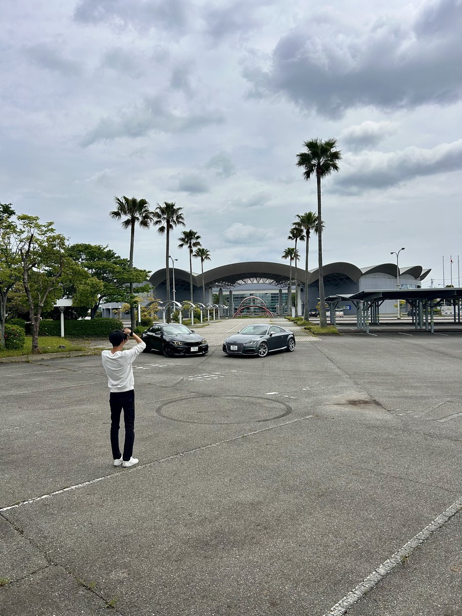 mini_cargram's tweet photo. SHUNAくんに撮影していただきました😊
完成が楽しみ！！ https://t.co/asvG2rXCKN