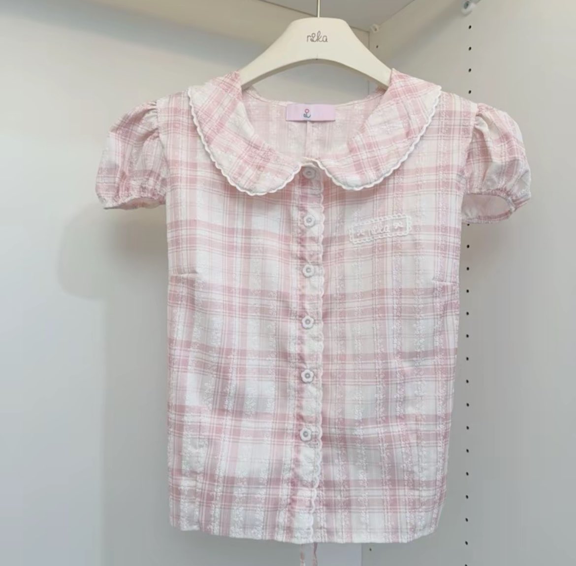 Aacfwi's tweet photo. Rika สีชมพู ใส่ครั้งเดียวไม่มีตน.คับ
Size s 🪸 
 100บ. ค่าส่ง 35 🤍🤍  

#pokeepeeko #ส่งต่อเสื้อผ้า #ส่งต่อpokeepeeko #ส่งต่อเสื้อผ้ามือ2 #ส่งต่อstylist #ส่งต่อcintage #rika #ส่งต่อrika https://t.co/lHvP2tSCUx