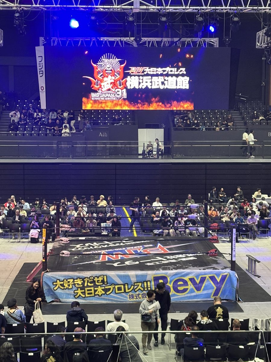 けいじ tweet media