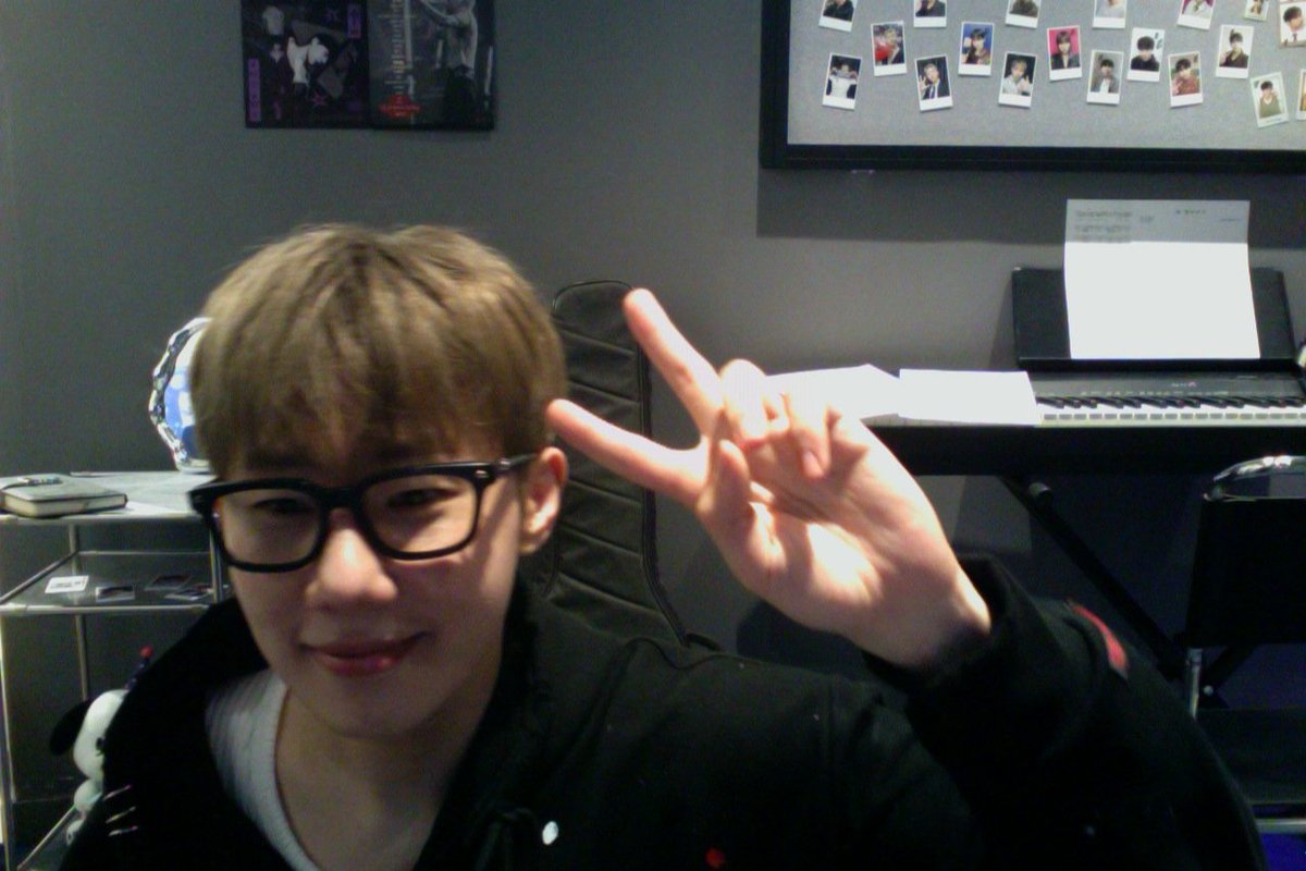 델피늄 tweet media