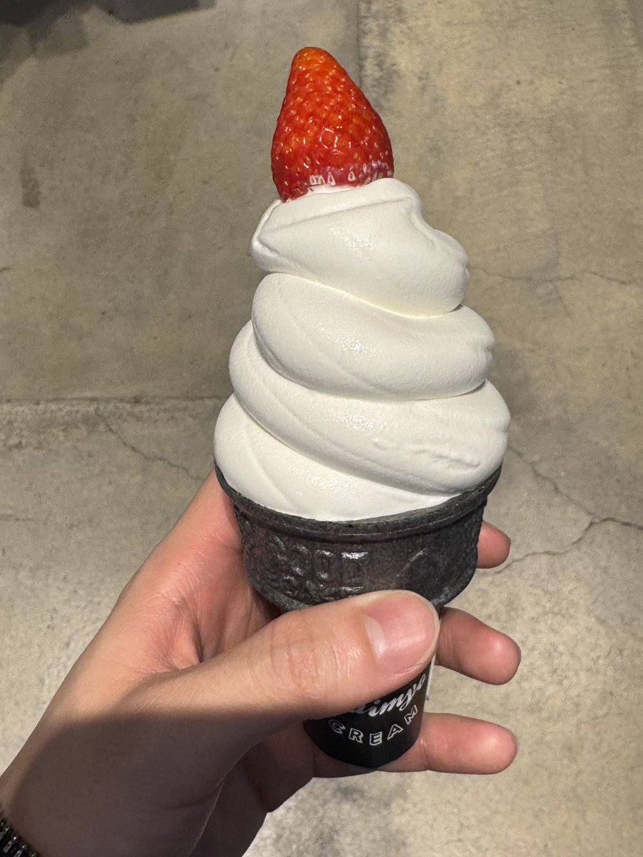 WHIB(휘브) tweet media