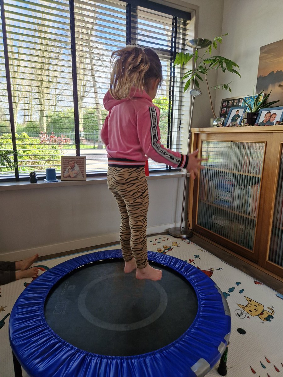 KarenSchalkwijk's tweet image. #Spreadthelove❤️