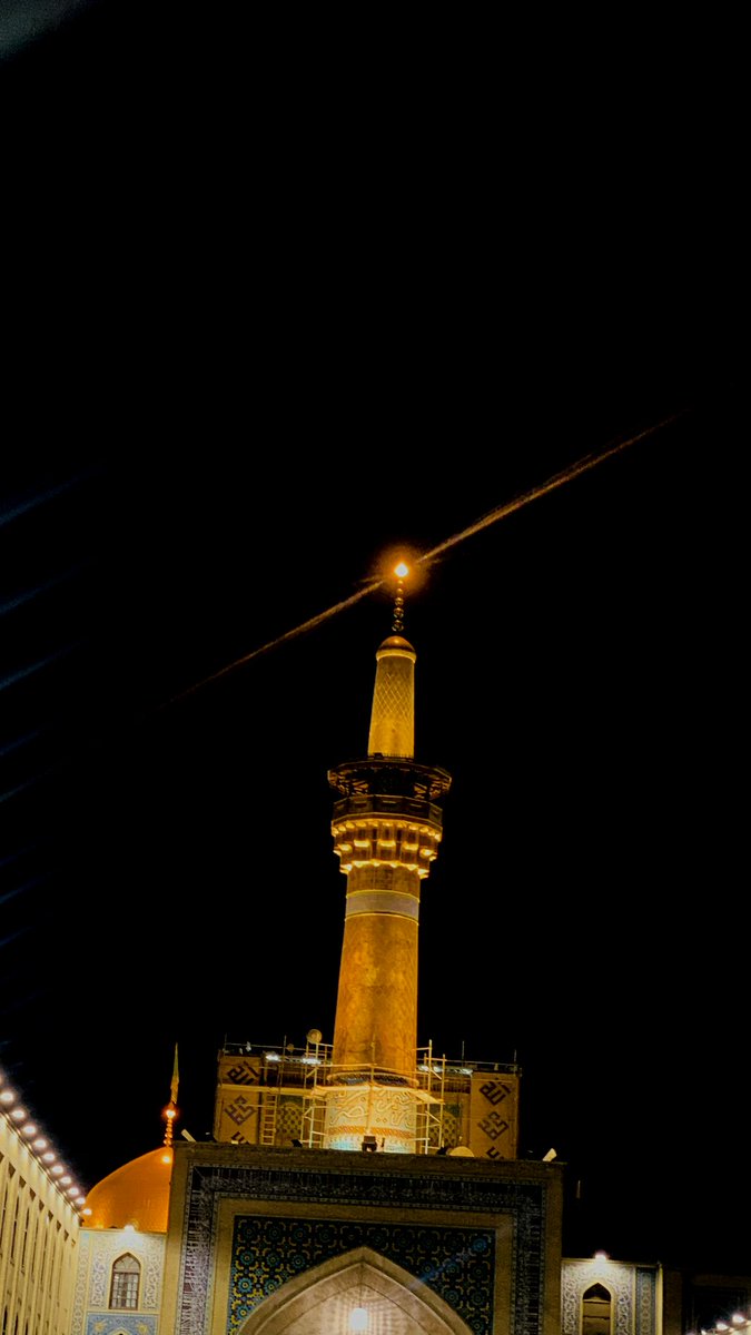 کوچه پس کوچه مشهد بوی امام رضا میده.... 💛
#ایران_امام_رضا
#صحن_رضا_جان