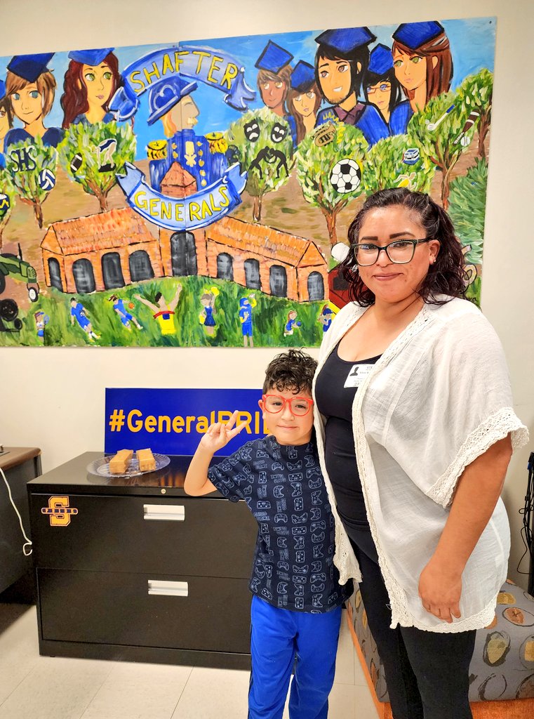 parentcenterSHS's tweet photo. Parent lunch @ Most Determined General.  🏫 📚 https://t.co/g3efKBEY5H