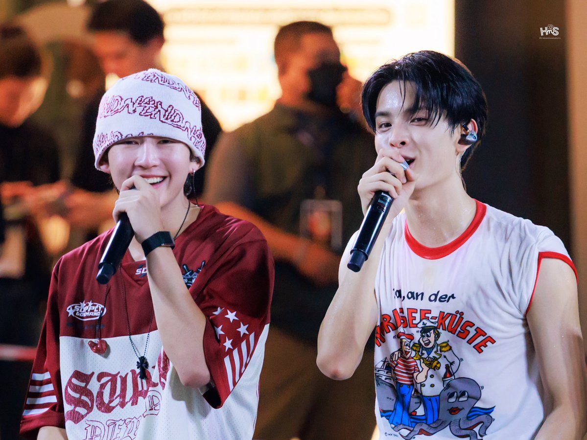 ' HnS ♡ tweet media