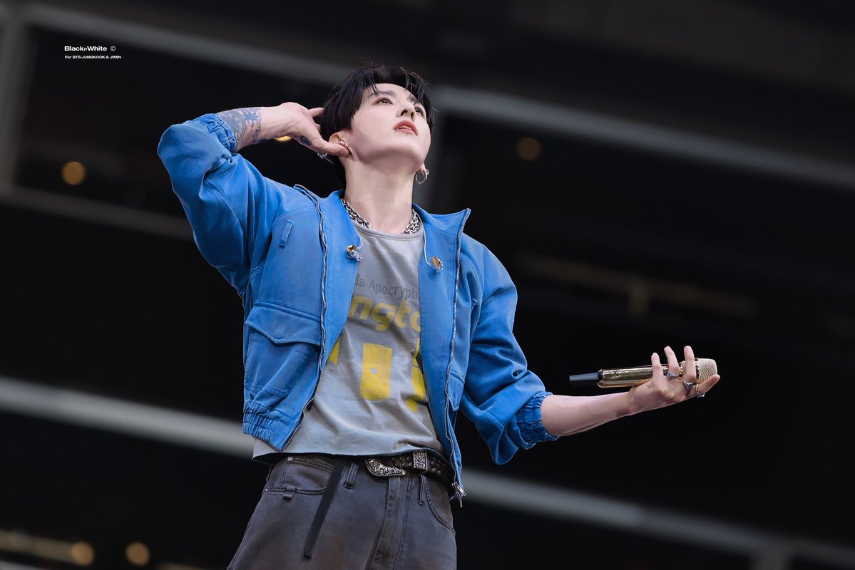 BLACK N WHITE tweet media