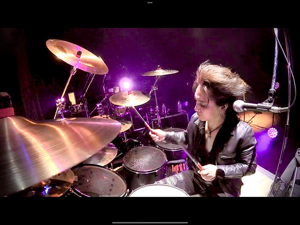 atsushi@横浜銀蝿サポメンドラマー tweet media