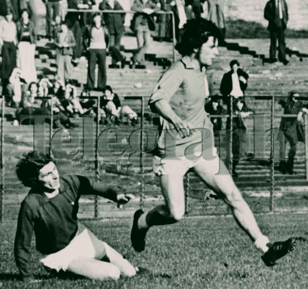Old Linfield Pics tweet media