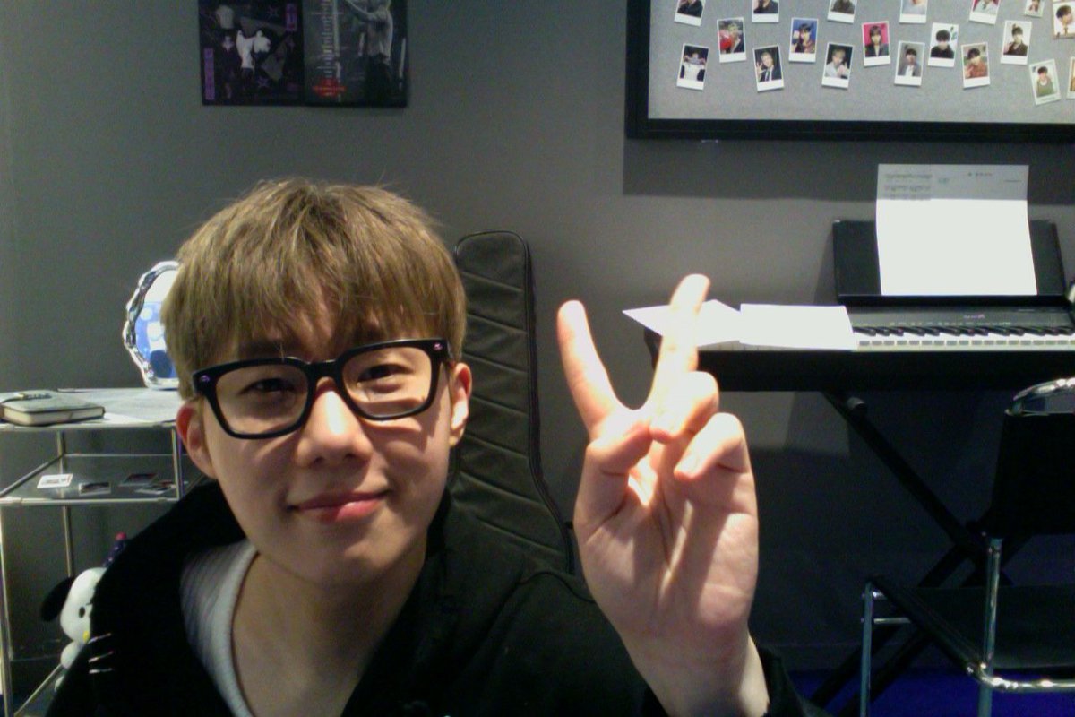 델피늄 tweet media