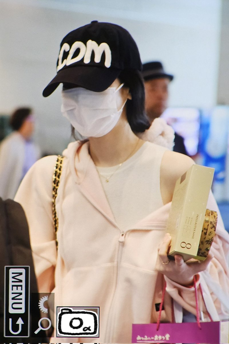 fishcmr's tweet photo. 260429 HND 

오랜만이다🤍🤍 

#TWICE #DAHYUN
#트와이스 #다현 #ダヒョン https://t.co/aSRDIQCfZO