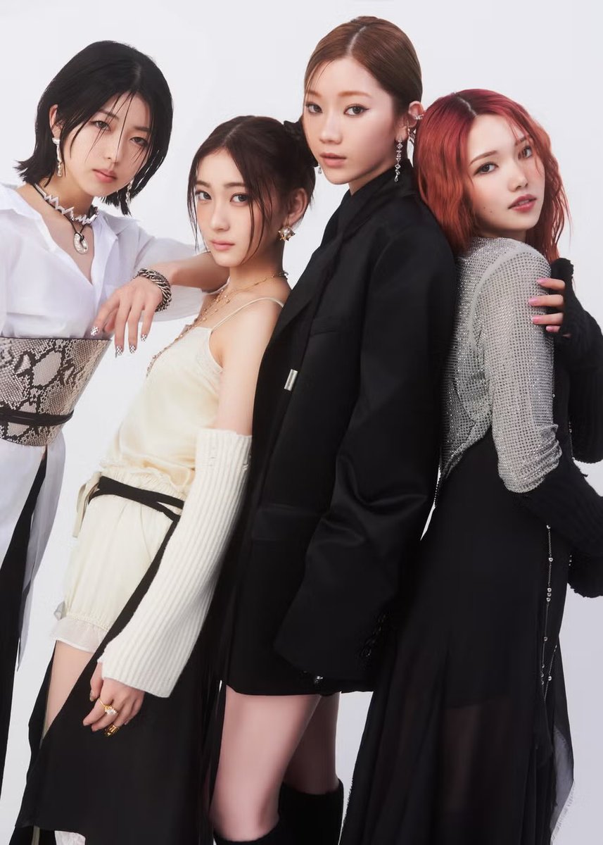 アヤネ𓂃ꫂ ၴႅၴ ᩚ 𝕃𝕚𝕧𝕖⇨𝟝/𝟙𝟞 ℝ'𝟜@ℝ𝔼𝕍𝕆𝕃𝕍𝔼ℝ tweet media