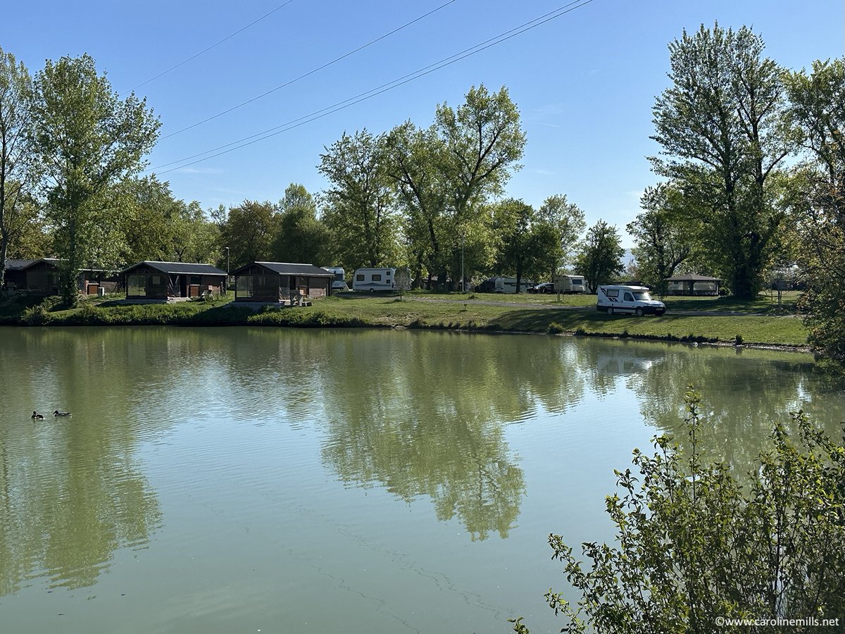 CarolineMills99's tweet image. I've crossed the border from the Czech Republic to the Slovak Republic on my #camping #roadtrip, and this, my first #campsite is a delight, Kemping Rybniky Opatovce, between Bratislava and Trenčin. A chance to sit by the lake in the sunshine and relax. #VisitSlovakia