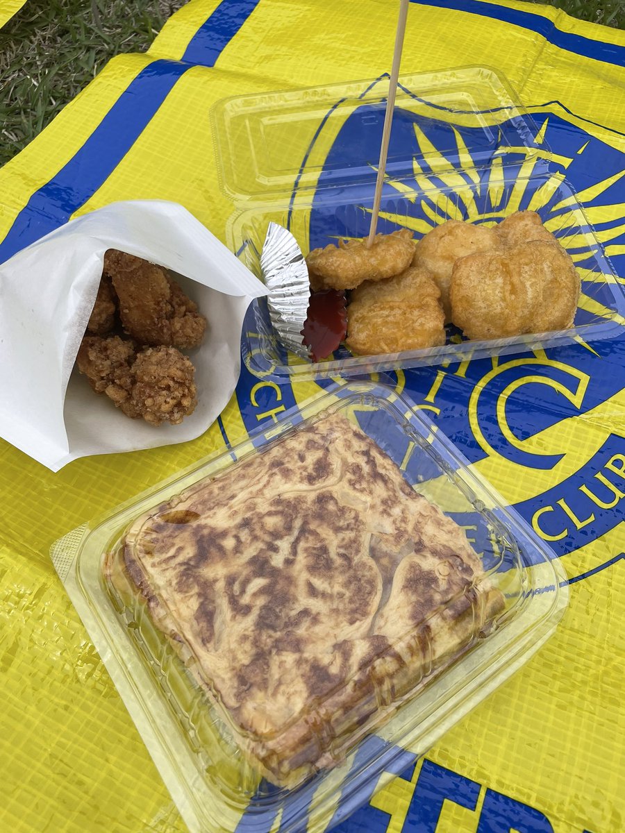 キミコ tweet media