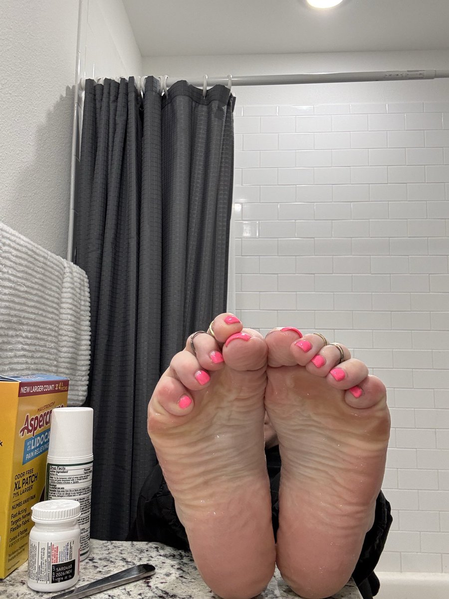 Goddess Moon tweet media