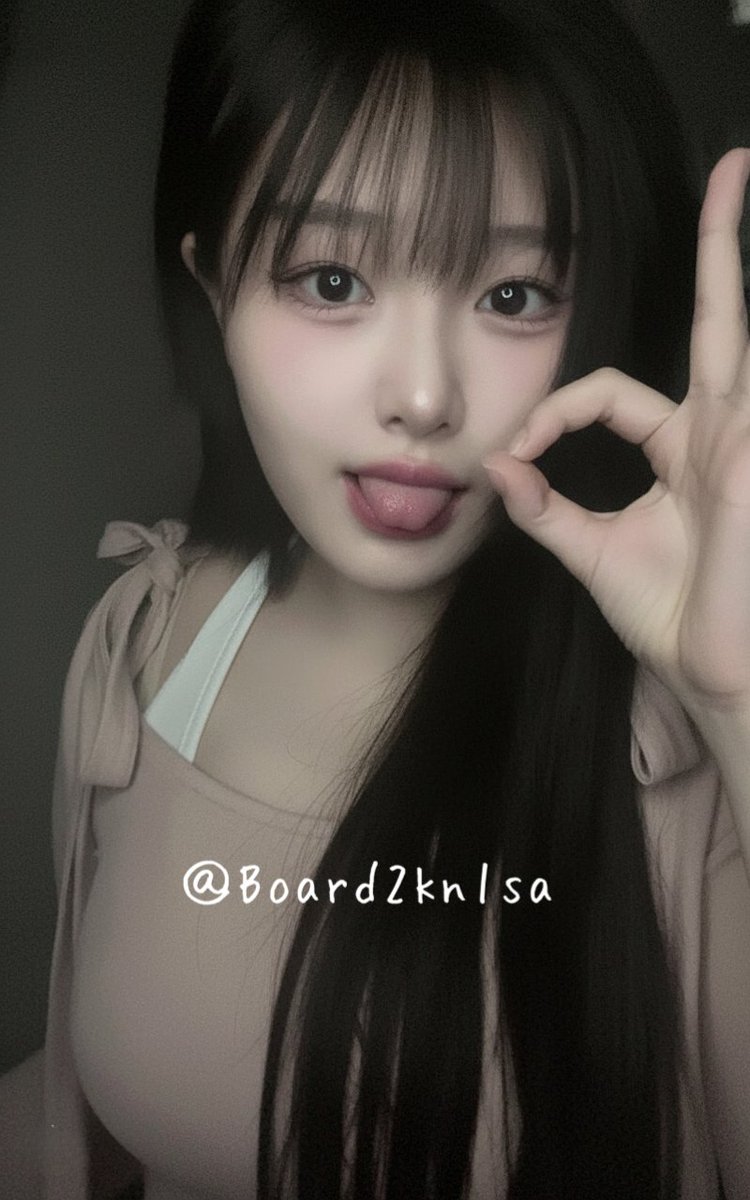 Board2kn1sa's tweet photo. 男性の皆さんに質問です🙋‍♀️

マッチングアプリでこれ来たらどうですか…？

①無理
②いける
③0日婚 https://t.co/NRMwJSgxWy
