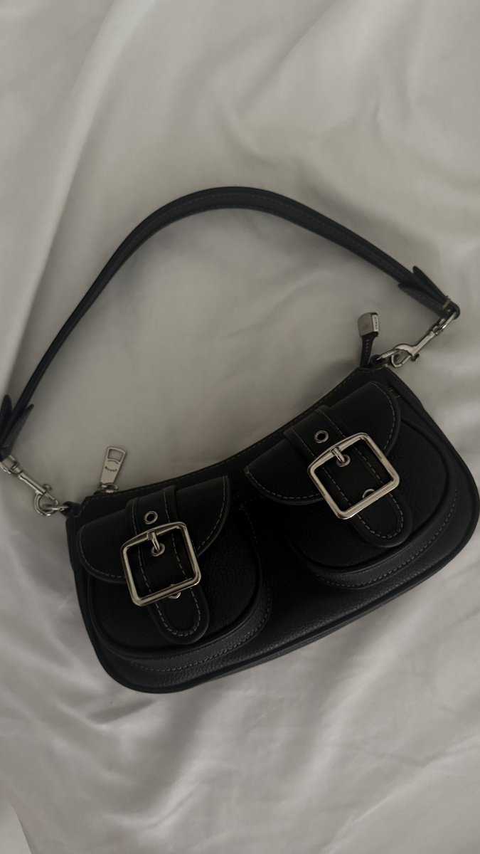 0920cart's tweet photo. wts lfb ph ♡
coach ashton shoulder bag 
authentic
still in good condition 
can vc to check condition 
NO to bogus buyers or joy miners
loc : taft manila (same day delivery only)

₱5,500

comment if interested and for more details.

rfs: need immediate funds https://t.co/JcJaCauY7H