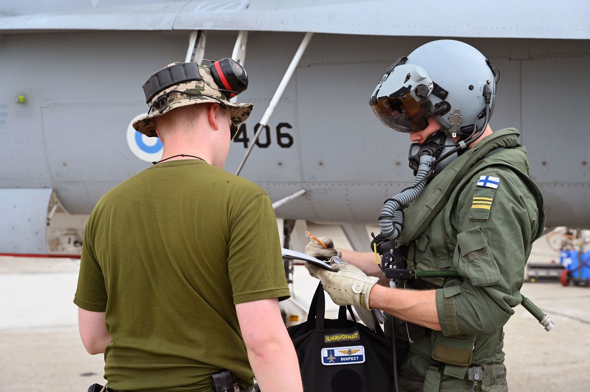 Suomalaiset kenraalit tweet media