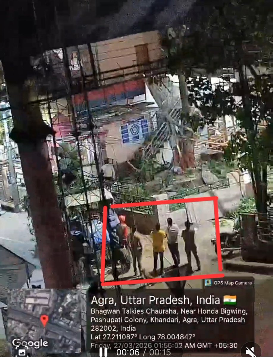 IRaunakThakur's tweet photo. @dgpup @CPAgra @DCPEastAgra @Uppolice @agrapolice @ANINewsUP थाना न्यू आगरा पेड़ कटते समय में सिविल ड्रेस में खड़े हुए पुलिसकर्मियों पर कार्यवाही क्यों नहीं जो पुलिसकर्मी थाना परिसर में भी मौजूद नहीं उनपर कार्यवाही करने कीवज़ह क्या  कृपया उच्चअधिकारियों सेनिवेदन निष्पक्षजांच हो https://t.co/Tov72R7JEP