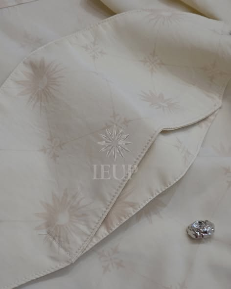 LeupGolf's tweet image. #material #leupgloballux #details #golffashion #golfart #golfvision