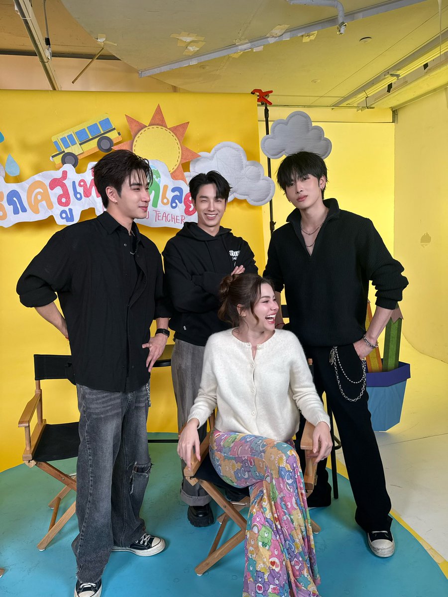 sammysammauy's tweet photo. A Rakkkk💖  #LoveYouTeacherSeries https://t.co/tcGHCbdBNK