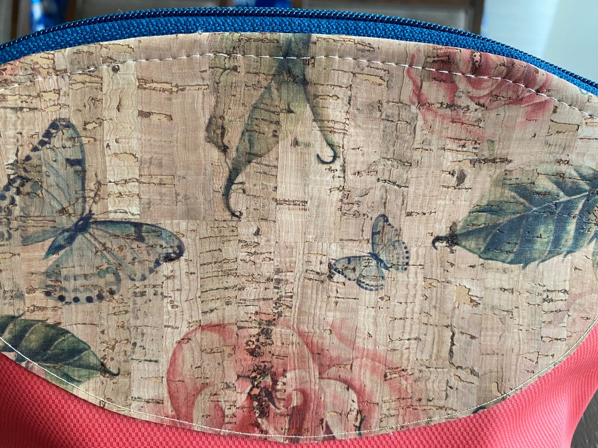 angelhw1956's tweet image. Poppie Zipper Pouch tuppu.net/1acc1bfe #TeaTimeQuiltsnMore #Etsy #ZipperPouch