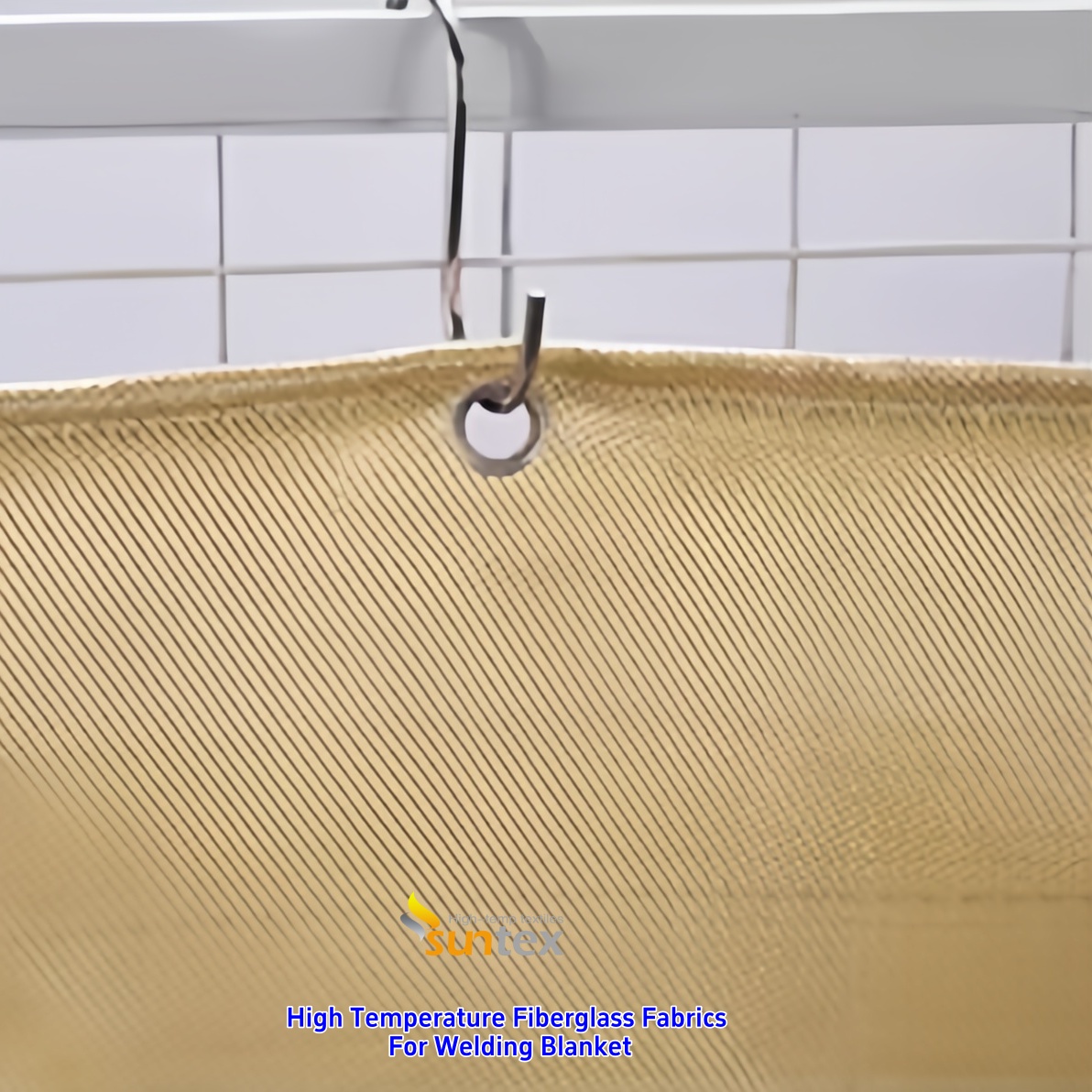 HighSuntex's tweet image. Protect Your Workspace with Suntex Welding Blanket 
For inquiries, samples, or orders, don't hesitate to get in touch with us at:
Email: sales@suntexcomposite.com
Web:coatedfiberglassfabric.com
#firesafety #IndustrialSafety #heatprotection #WeldingSafety #foundrysafety