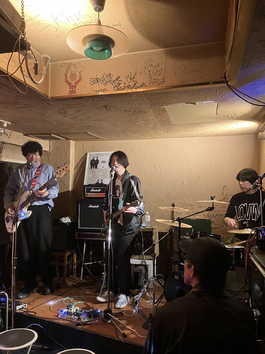 アオキタイガー tweet media