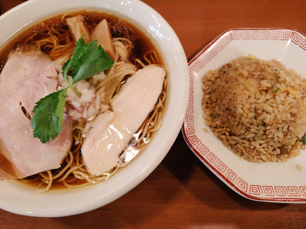 木曜過ぎれば tweet media