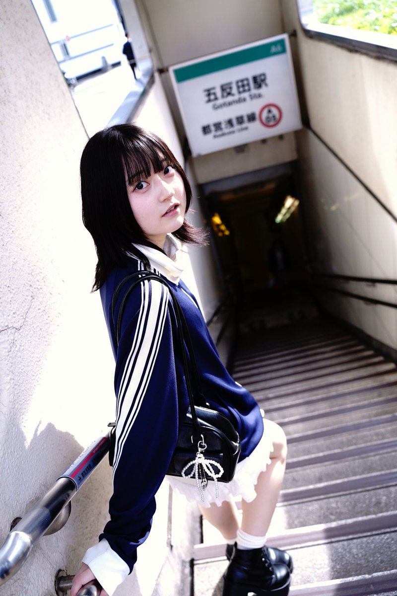 kouich's tweet photo. 爽やかにごま油の香り吹き抜ける地、五反田　#霧矢ひまり(@Re_hima_)　#SOAR撮影会 https://t.co/jfx9QGV5zl