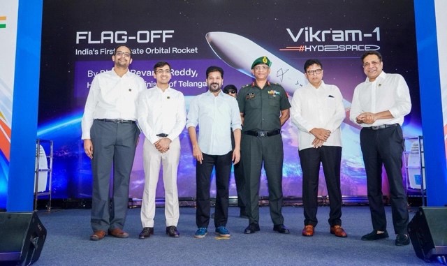 AMGreen_Group's tweet photo. Our Founder &amp; Group Chairman Mr. Anil Chalamalasetty honoured the Hon’ble Chief Minister of Telangana, Shri @revanth_anumula, at the @SkyrootA Aerospace Flag-off of its Vikram-1 rocket event. https://t.co/kaePWed0HX