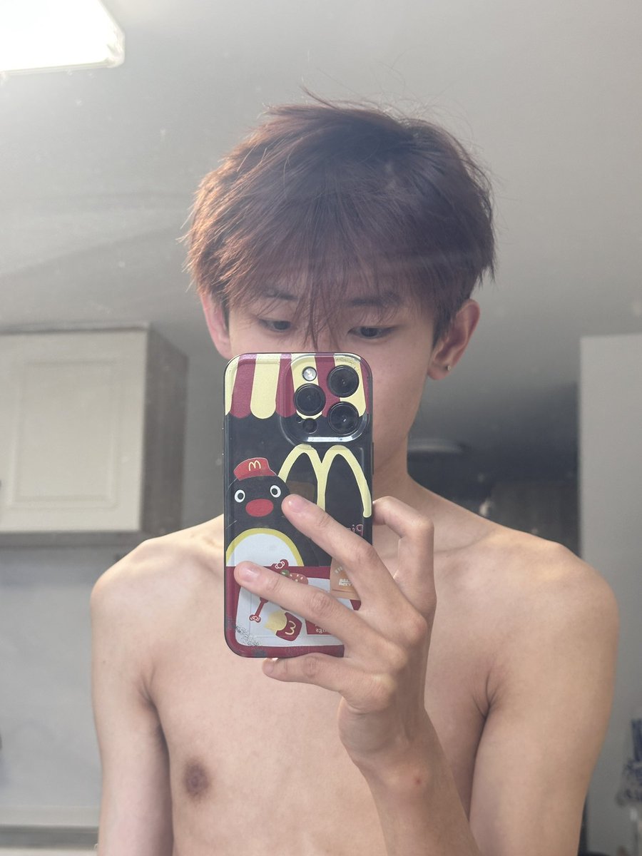 米开朗继父 tweet media
