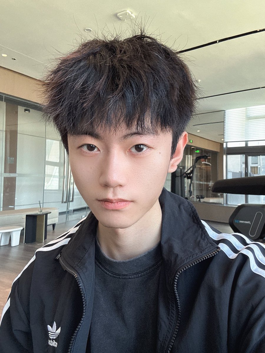 yuqiuzzz's tweet photo. 依旧打卡 https://t.co/LJcFDOuJuo