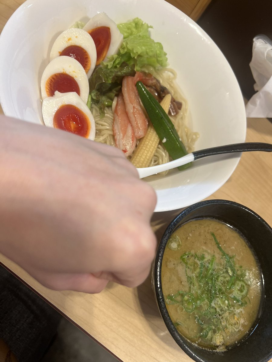 natsu🍏 tweet media