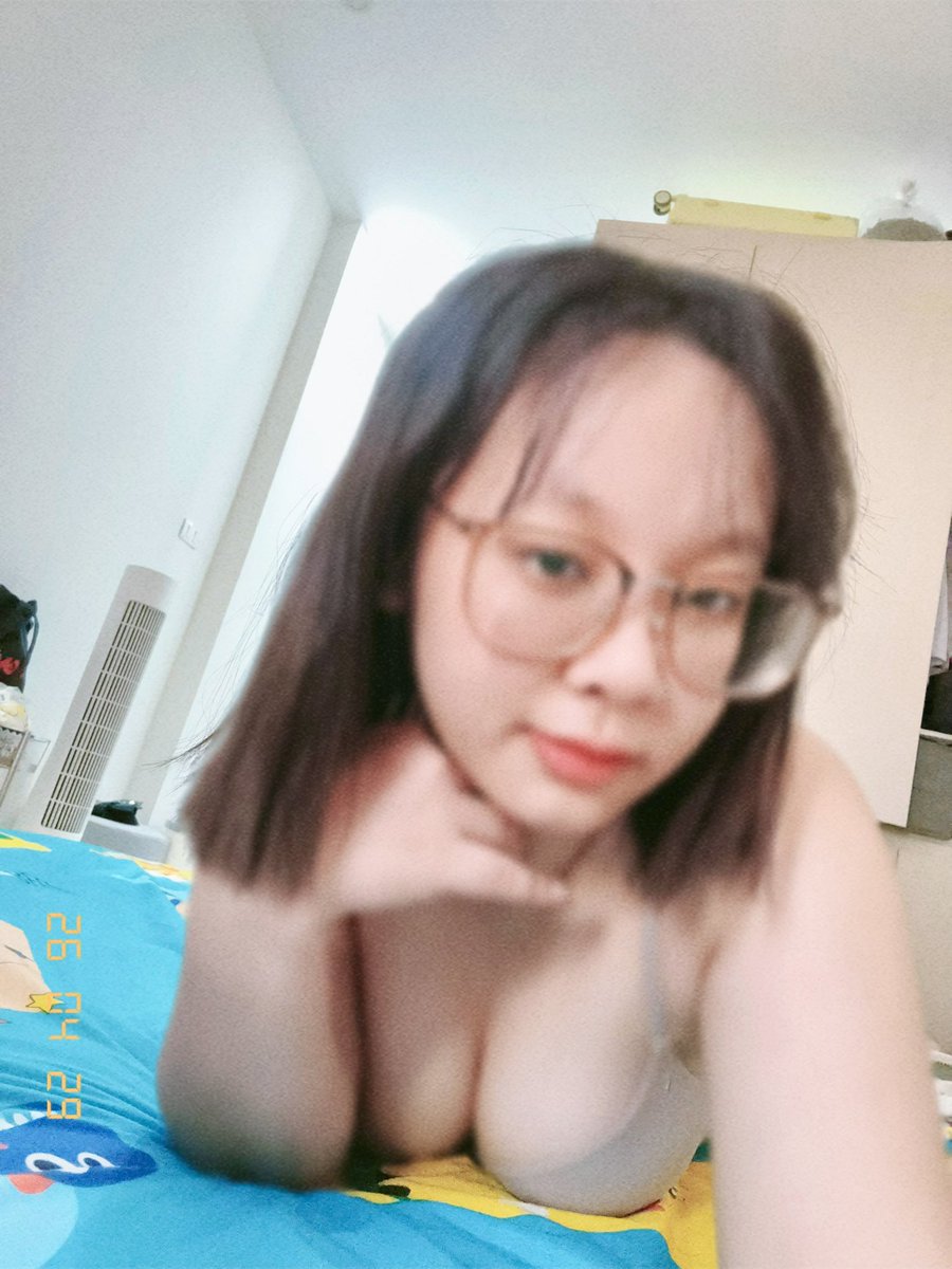 Bé Cam 🍊 tweet media