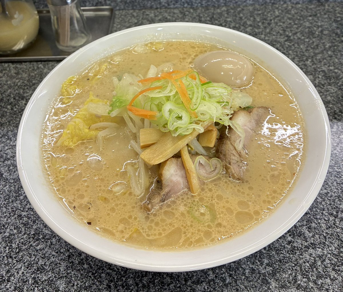 ひろ8@GOLD tweet media