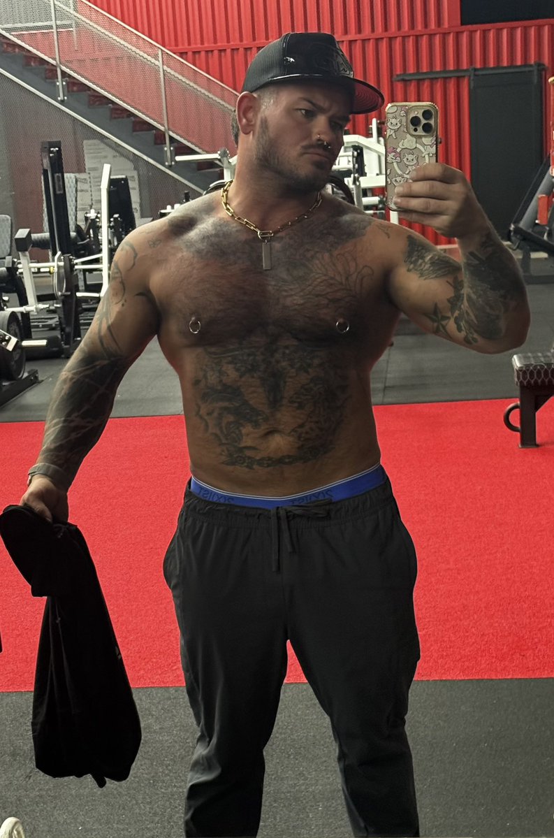 Eli Strong 50% off OF….. grab it tweet media