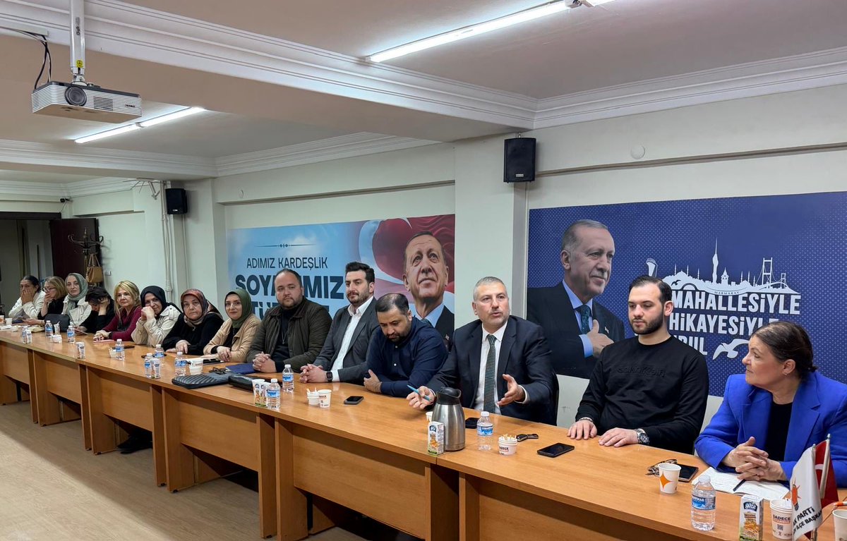 akkadikoy's tweet photo. Yönetim Kurulu Toplantımızı; İl Yönetim Kurulu Üyesi Sayın İlayda Zeynep Bülbül’ün katılımlarıyla gerçekleştirdik. 

@orhan_kahya 
@akpartiistanbul 
@abdullahozdemir 
@mehmetsahinbsk 
@izeynepbulbul 
@akkadinkadikoy 
@akgenc_kadikoy https://t.co/rtrvqEIiMS