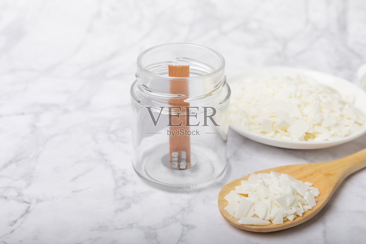 j07228077's tweet image. "Turn old glass jars into cozy candle holders! Clean, add wax + a wick, decorate with twine. Zero waste, 100% charm  #UpcycleHacks #EcoLiving"