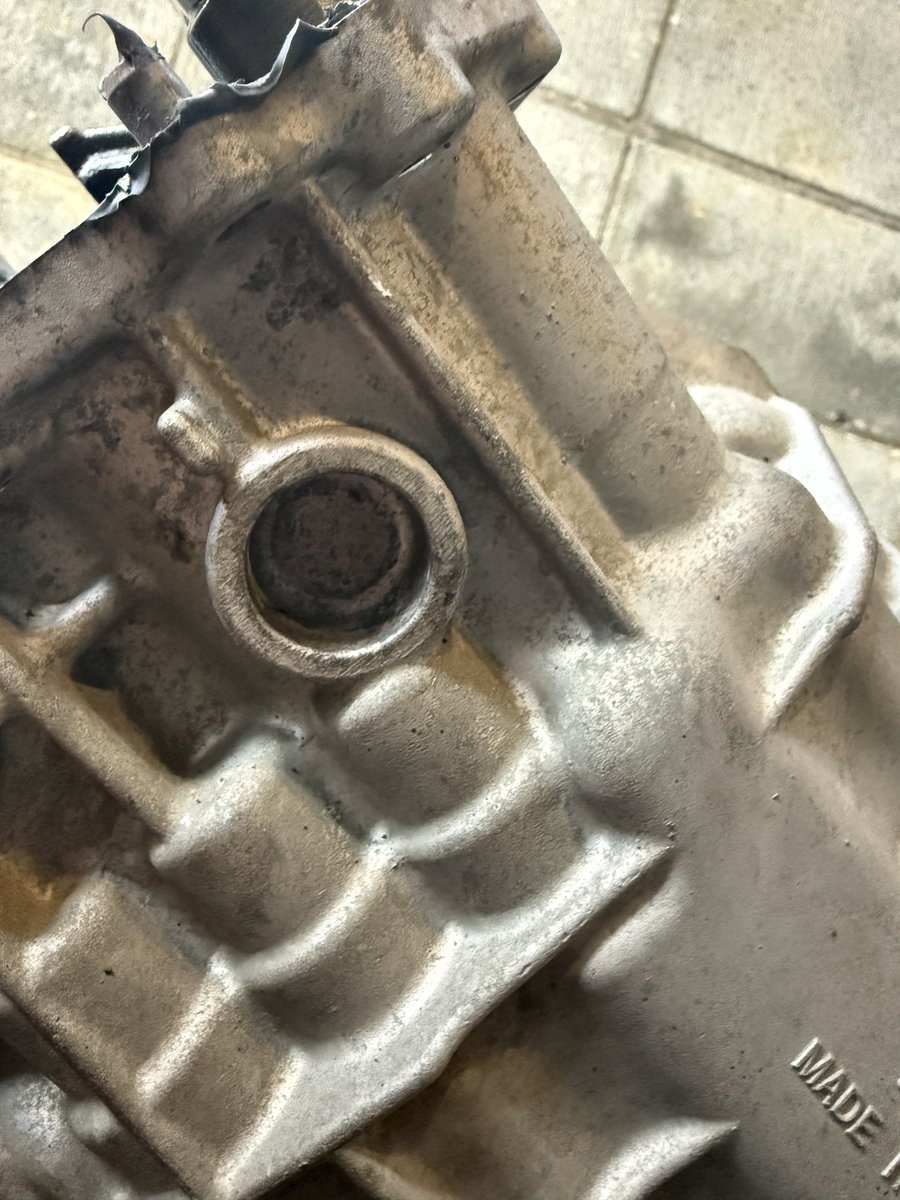 キャマリスト@サンゼロは33万キロ tweet media