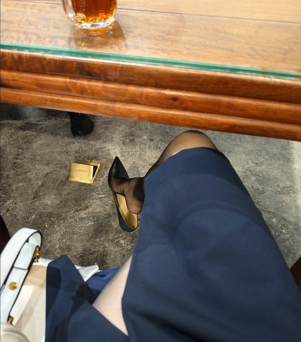 一只猫女士 tweet media