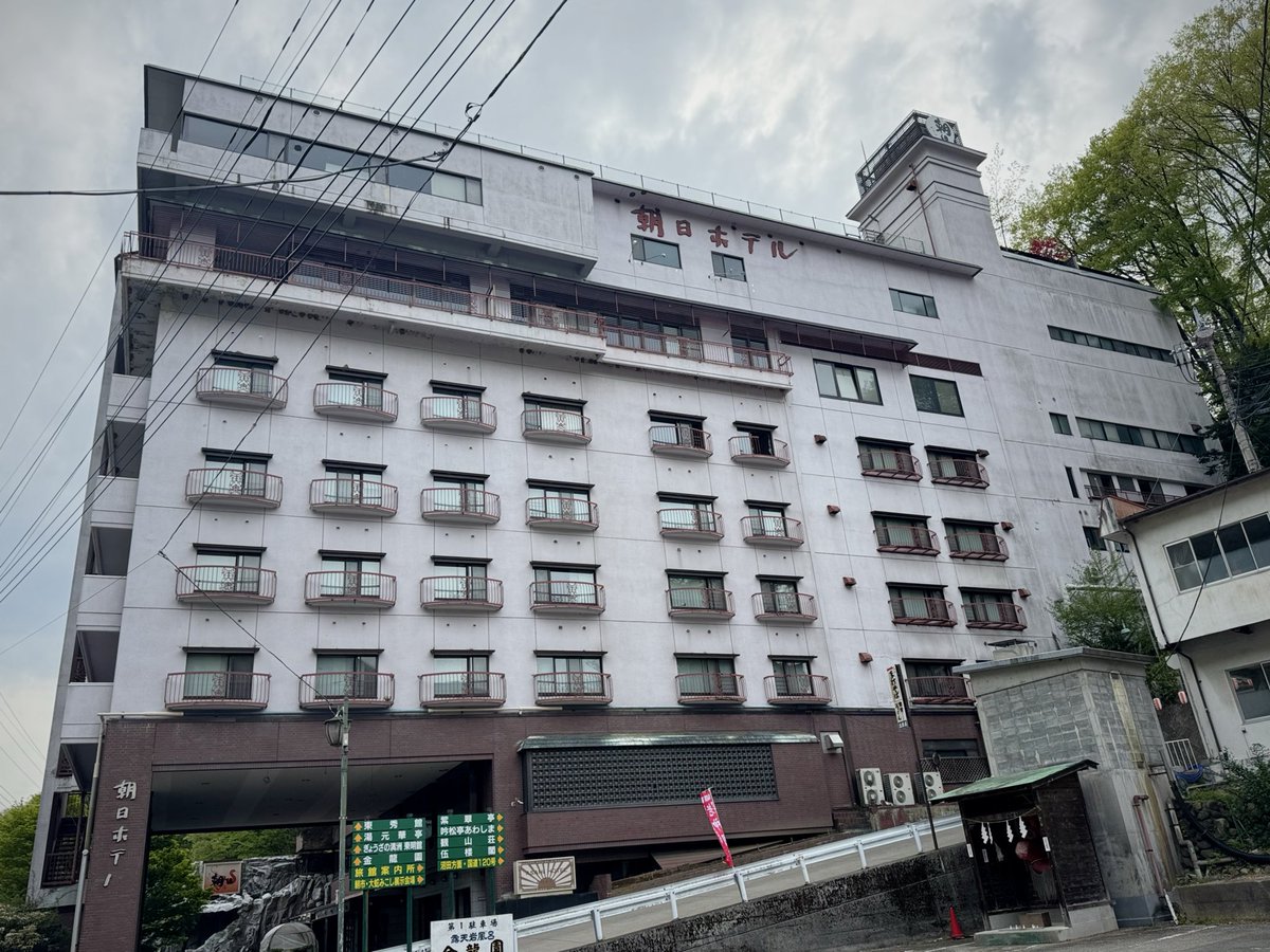 ミンチカス tweet media