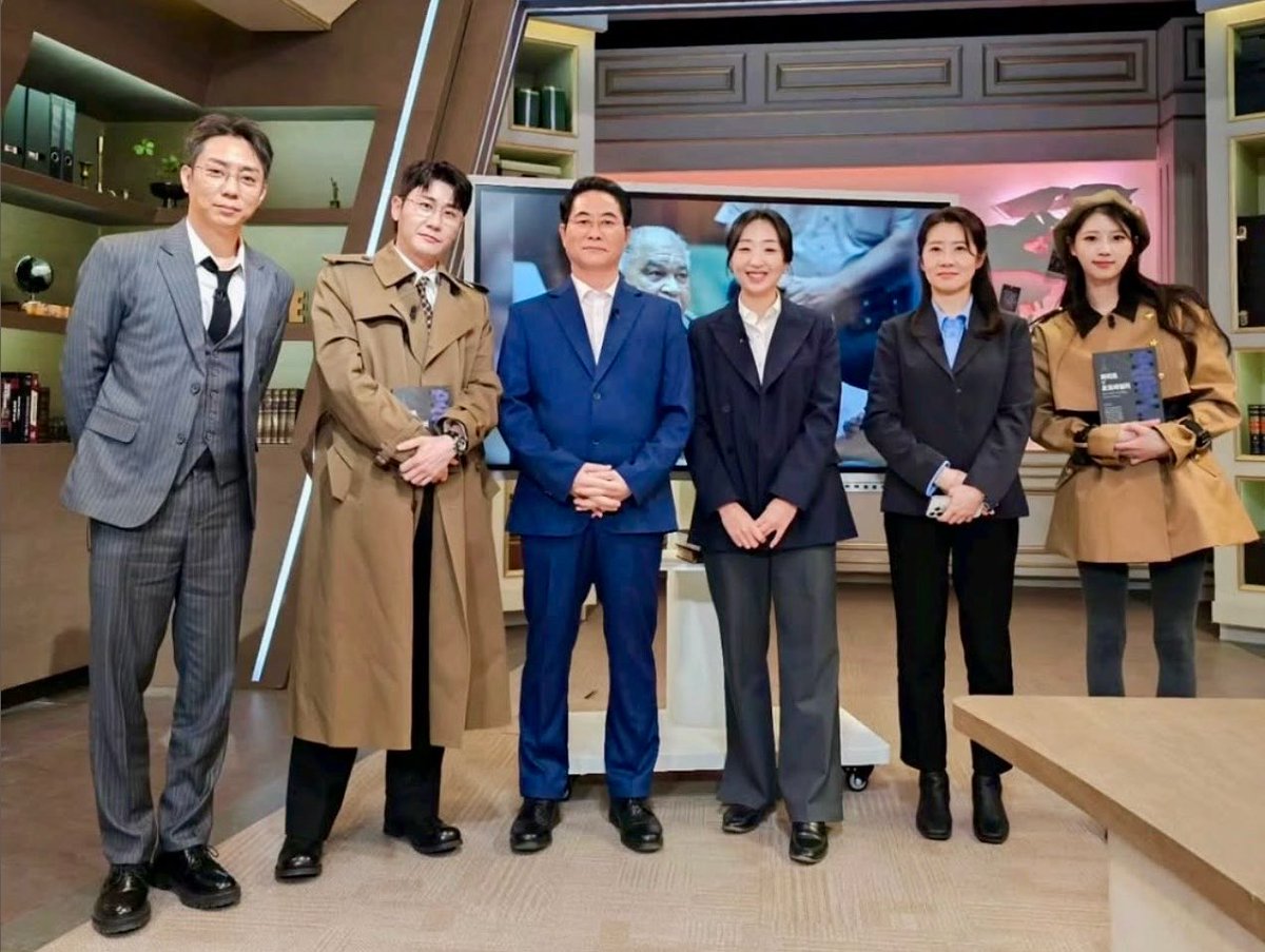 Eunkulele's tweet photo. Formal vs Casual #은지원 
Which is your pick?
I can’t decide if it’s the grey suit or the black denim jacket?

벌벗세 NWH, March and April 2026 https://t.co/a5YuO7UHxK
