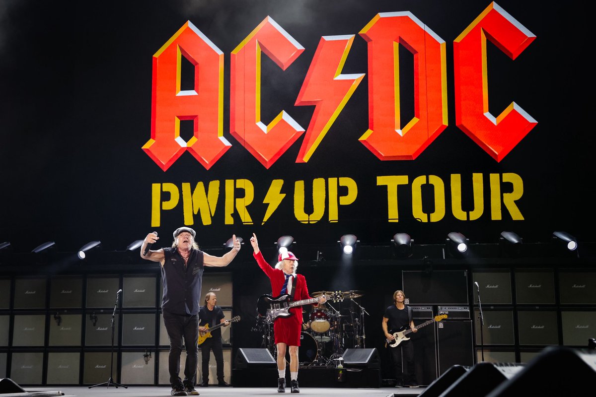 AC/DC tweet media