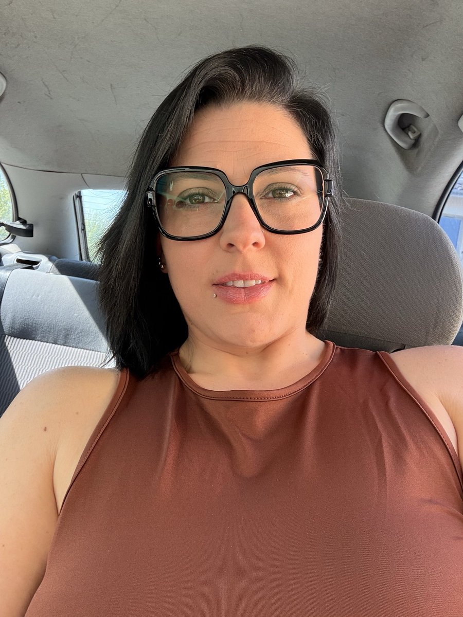 Alixa_massi tweet media