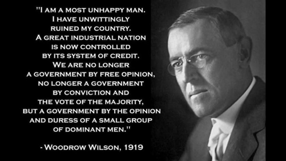 hodlrr17's tweet image. The painting on the wall in the Red Room behind Dan is Woodrow Wilson.

In 1913, Woodrow Wilson signed into law the Federal Reserve Act, which brought in Central Banking.

Just a few short years later, Woodrow Wilson said the following 👇