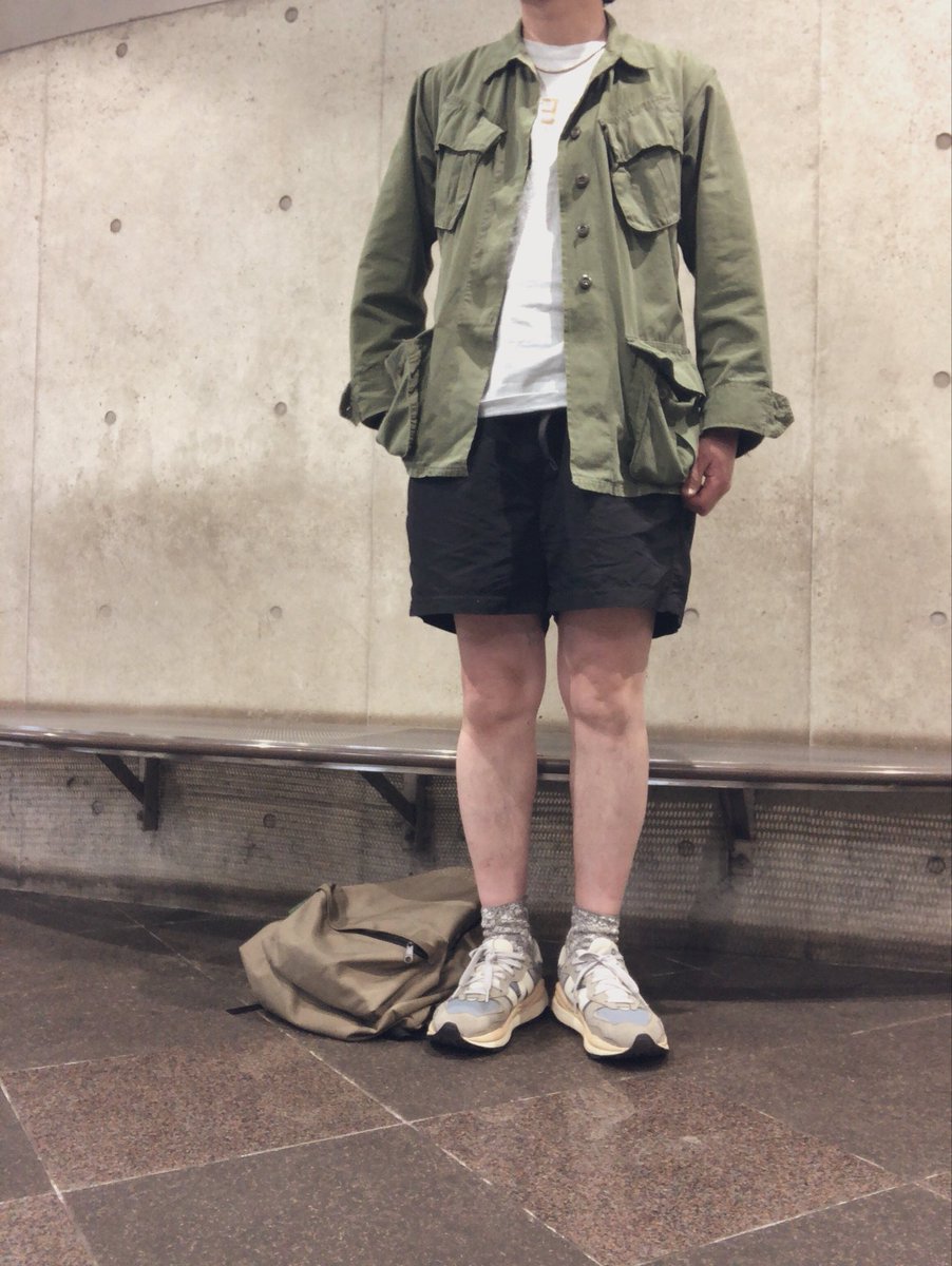 いつぞやのコーデ

🧥:70's jungle fatigue
👕:beerbelly
🩳:nike acg