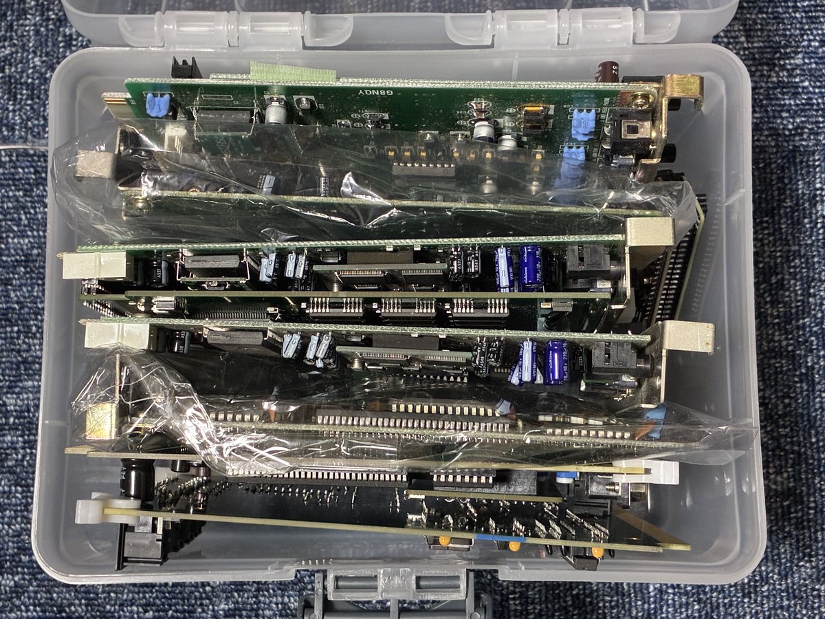 PC-98の拡張ボードたち この3〜4倍はありそうな